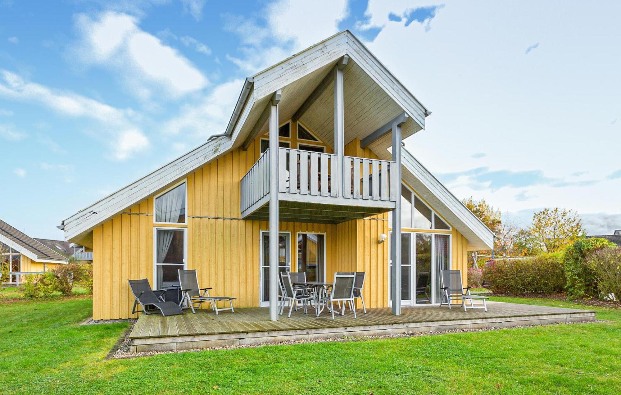 Gorgeous Home In Rechlin With Sauna Exteriör bild